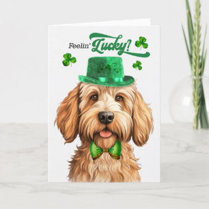 Caramel Labradoodle Voelt Zich Gelukkig St. Patric Feestdagen Kaart