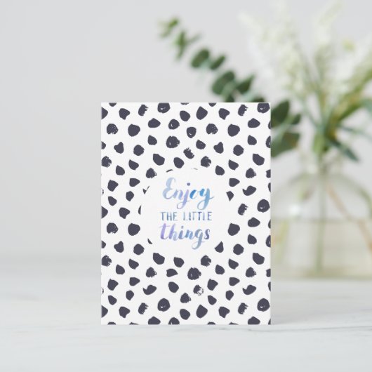 Card (10,8 x 14,2 cm) - Enjoy The Little Things Briefkaart (Staand voorkant)