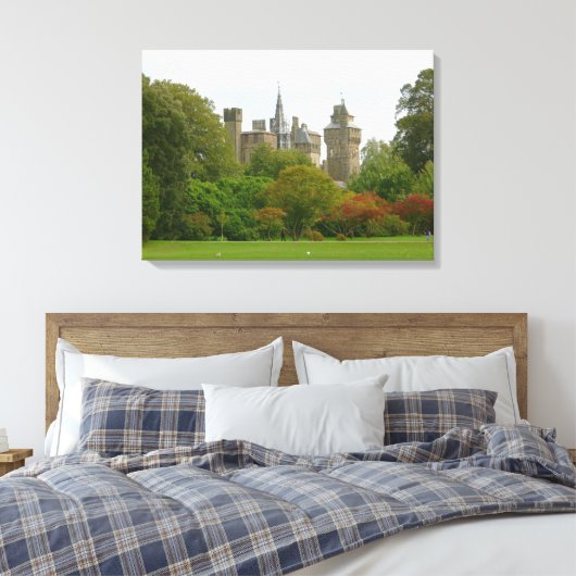 Cardiff Castle Canvas Afdruk (Insitu (Slaapkamer))