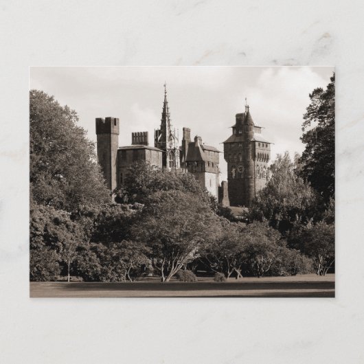 Cardiff Castle II - Sepia Briefkaart (Voorkant)