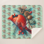 Cardinal on Pine Branch with Winter Berries Sherpa Deken (Voorkant (horizontaal))