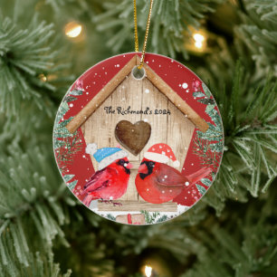Cardinals Treehouse gepersonaliseerd Keramisch Ornament