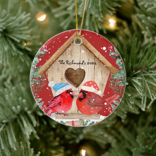 Cardinals Treehouse gepersonaliseerd Keramisch Ornament (Boom)