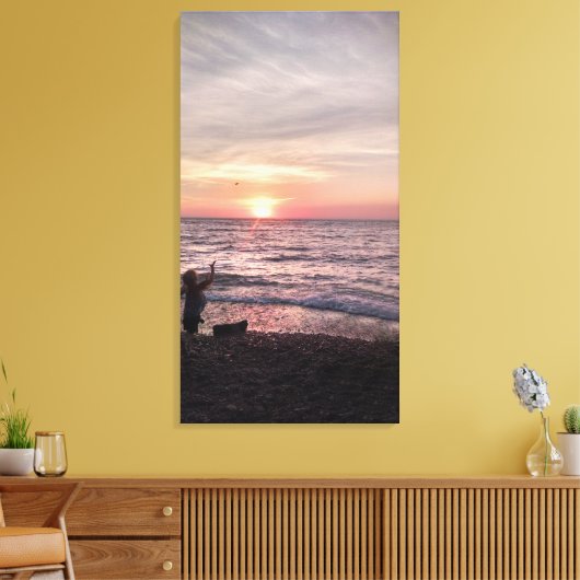 Carefree strandscène. canvas afdruk (Insitu (Woonkamer))