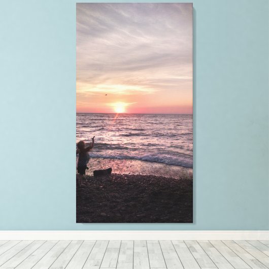 Carefree strandscène. canvas afdruk (Insitu (Houten vloer))