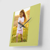 carefy girl running at sunset foto clock vierkante klok (Hoek)