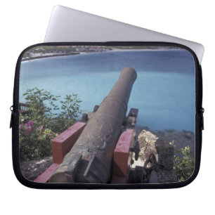 CARIBBEAN, St. Barts, Connon die naar de baai van Laptop Sleeve