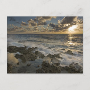 Caribische Zee, Kaaimaneilanden. Brekende golven Briefkaart