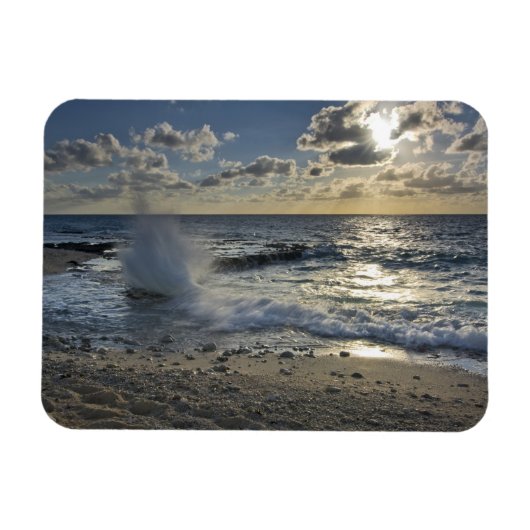 Caribische Zee, Kaaimaneilanden. Brekende golven Magneet (Horizontaal)