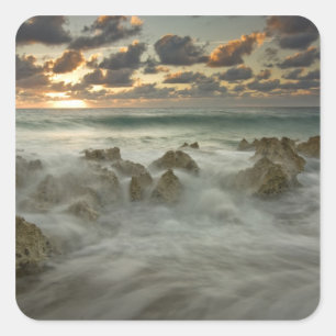 Caribische Zee, Kaaimaneilanden.  Brekende golven  Vierkante Sticker