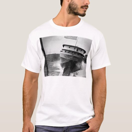 Carl D. Bradley T-shirt (Voorkant)