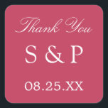 Carmine Magenta Wedding Favor Bedankt Sticker<br><div class="desc">Carmine Magenta Wedding Favor Bedankt Sticker,  personaliseer je met initialen van het stel en de datum van de bruiloft,  met behulp van de online personalisatie sjabloon voordat je bestelt. Een stijlvolle sticker met elegante witte tekst op een mooie karmijnschaduw van magenta.</div>