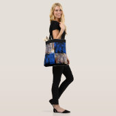 carnavalborst tote bag (Op model)