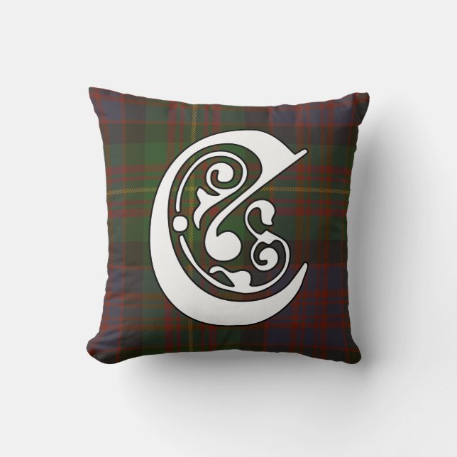 Carnegie Clan Tartan Monogram Kussen (Voorkant)