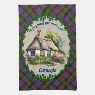 Carnegie Thatched Cottage & Tartan gepersonaliseer Theedoek