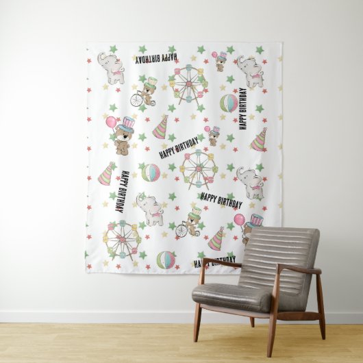 Carnival Birthday Wandkleed (In situ)