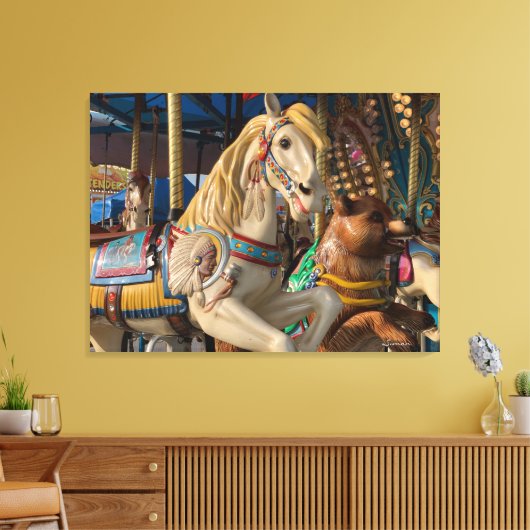 Carnival Happy Horse Canvas Afdruk (Insitu (Woonkamer))