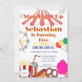 Carnivalfeest Uitnodiging met Tent Dak & Snacks (Voorkant)