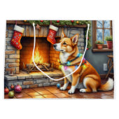 Carolina Dog Fireplace with Christmas Lights Groot Cadeauzakje (Voorkant)