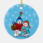 Caroling Snow Couple met Dog kerstversiering Keramisch Ornament (Voorkant)