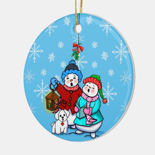 Caroling Snow Couple met Dog kerstversiering Keramisch Ornament (Links)