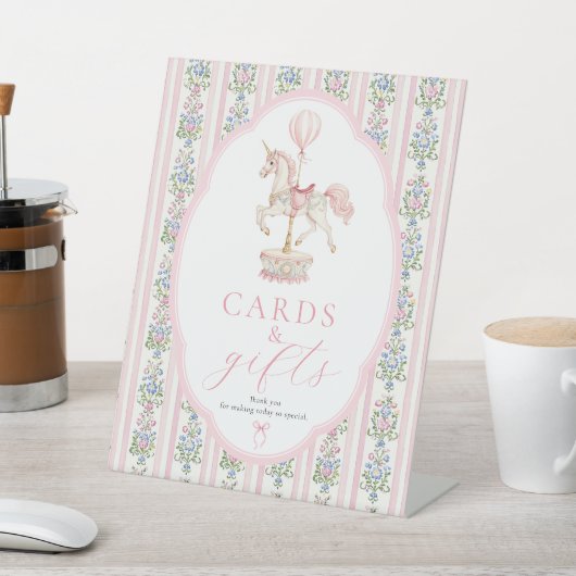 Carousel Pink Cards and Gifts Sign Reclamebord Met Voetstuk (Insitu)