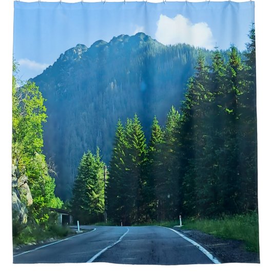 Carpathian Forest Road – Roemeense bergprint Douchegordijn (Voorkant)