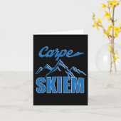 Carpe Skiem Shirt Funny Winterskiën Snowboarden Kaart (Gele Bloem)
