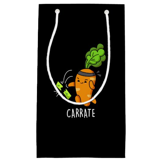 Carrate Funny Carrot Karate Pun Dark BG Klein Cadeauzakje (Voorkant)