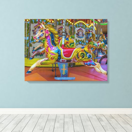 Carrousel paard uitzicht canvas print (Insitu (Houten vloer))