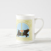 CarrouselBeer van June Erica Vess Porselein Kop (Rechts)