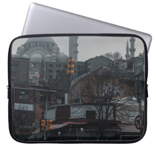 CARS PARKED NEAR-GEBOUW LAPTOP SLEEVE