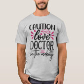 Carson, de liefdesdokter in wording t-shirt (Voorkant)