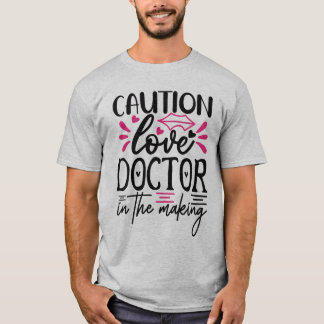 Carson, de liefdesdokter in wording t-shirt