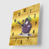 Cartoon-aubergine met grote ogen groen haar vierkante klok (Hoek)