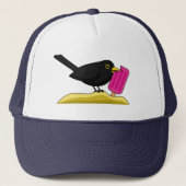 Cartoon Blackbird die een ijskap eet Trucker Pet (Voorkant)