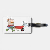 Cartoon boer met kruiwagen en gereedschap bagagelabel (Achterkant horizontaal)