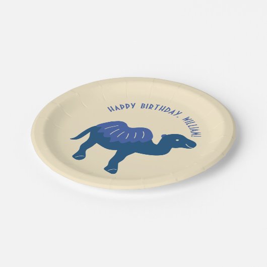 Cartoon Camel Verjaardagsfeestje gepersonaliseerd Papieren Bordje (Gekanteld)