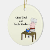 Cartoon Chef, "Chief Cook and Bottle Washer" Keramisch Ornament (Links)