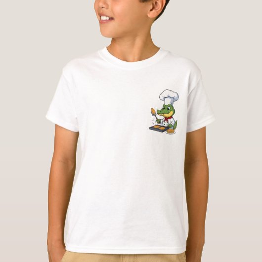 Cartoon Crocodile Chef Flipping Pancakes T-shirt (Voorkant)