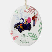 Cartoon Gingerbread Cruising in een Speelgoed-auto Keramisch Ornament (Rechts)