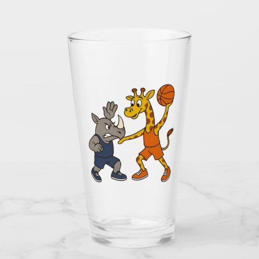 Cartoon giraffe & rhino playing basketball glas (Voorkant)