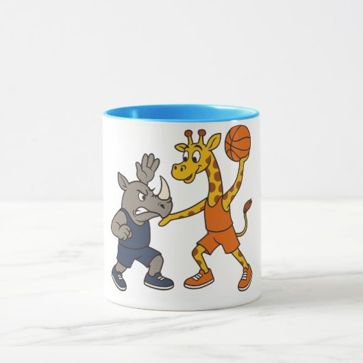 Cartoon giraffe & rhino playing basketball mok (Midden)