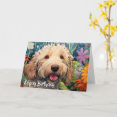 Cartoon Goldendoodle in een Tuin Custom Kaart (Gele Bloem)