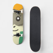 Cartoon Hamster met een veelkleurige sjaal Persoonlijk Skateboard (Voorkant)