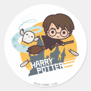 Cartoon Harry and Hedwig Flying Past Hogwarts Ronde Sticker