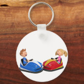 Cartoon jongen en meisje in Bumper Cars Sleutelhanger (Voorkant)
