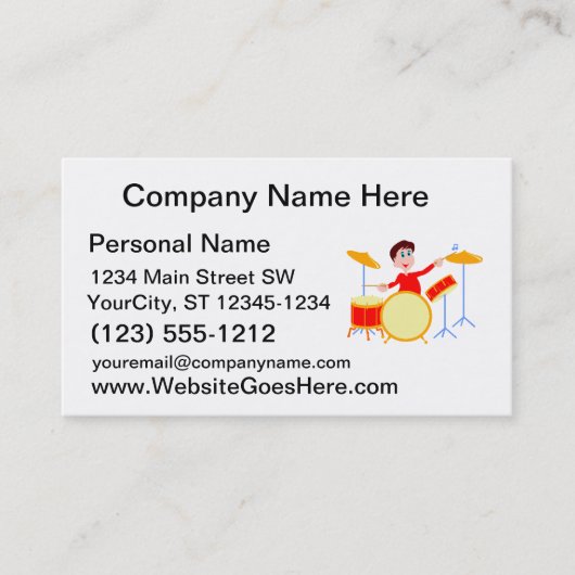 Cartoon jongen speelt drumset scherpe randen visitekaartje (Voorkant)