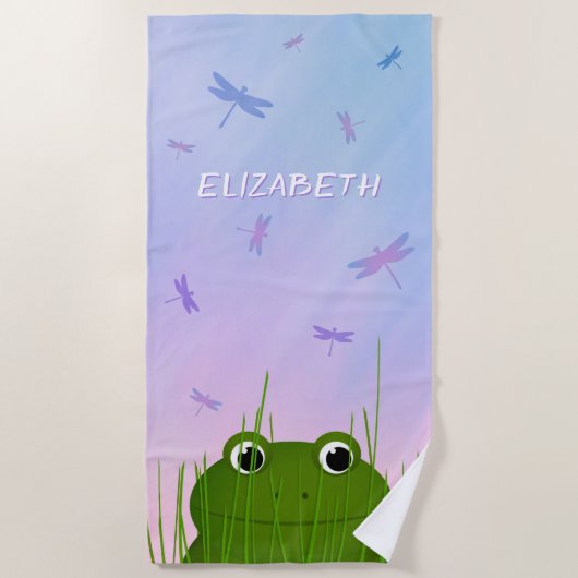 cartoon kikker die door graslibellen naar het gras strandlaken (Voorkant)