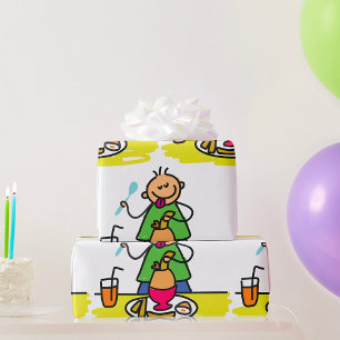 Cartoon Kind Genieten van Maaltijd met Juice and E Cadeaupapier